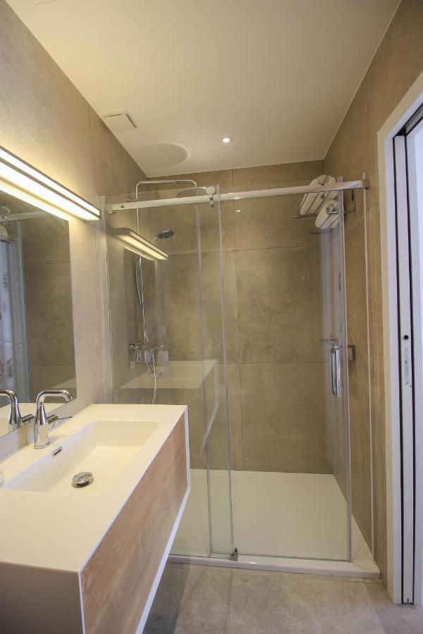 מוגין Villa Soha - Luxury Bed & Breakfast חדר תמונה